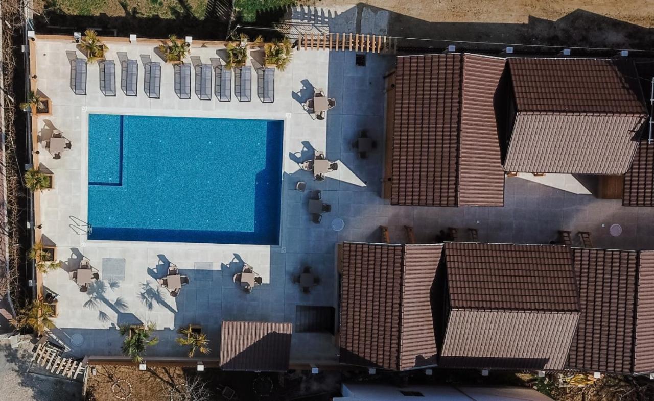 Bujtina Siar Hotel Pogradec Buitenkant foto