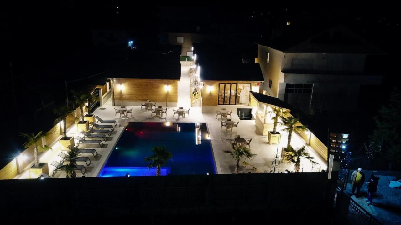 Bujtina Siar Hotel Pogradec Buitenkant foto