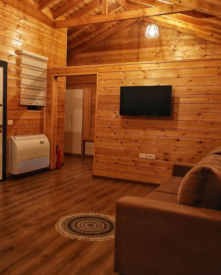Bujtina Siar Hotel Pogradec Buitenkant foto